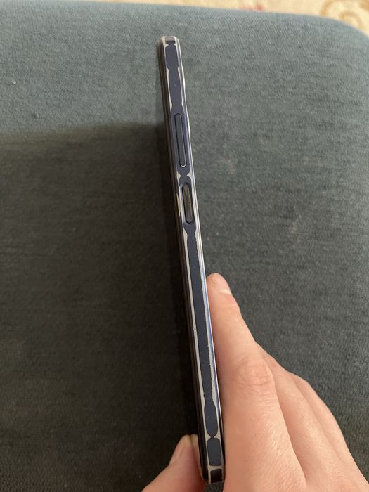 Продам OPPO A17.