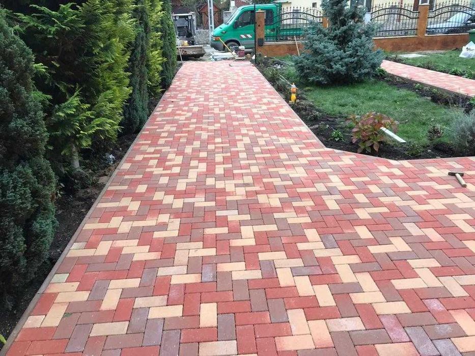 Pavaje noi 2026 ,vindem montam