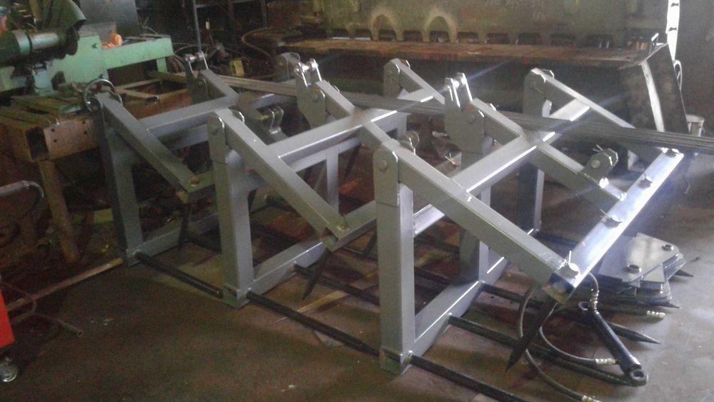 вилы для сена с клапоном на погрузчики