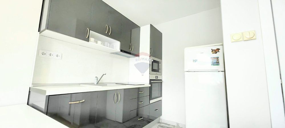 Дава се под наем Тристаен апартамент в Варна, Гръцка махала - 68 кв.м за 612 € - Снимка #5