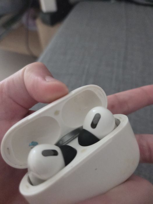 Airpods pro first generation