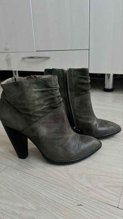 Женские кожаные ботильоны RESPECT