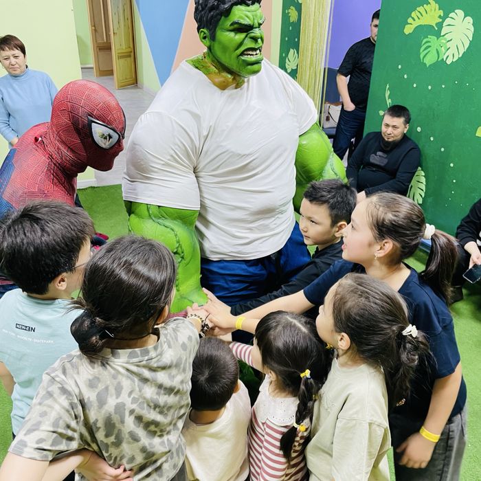 Аниматоры,ведущие ,ростовые куклы