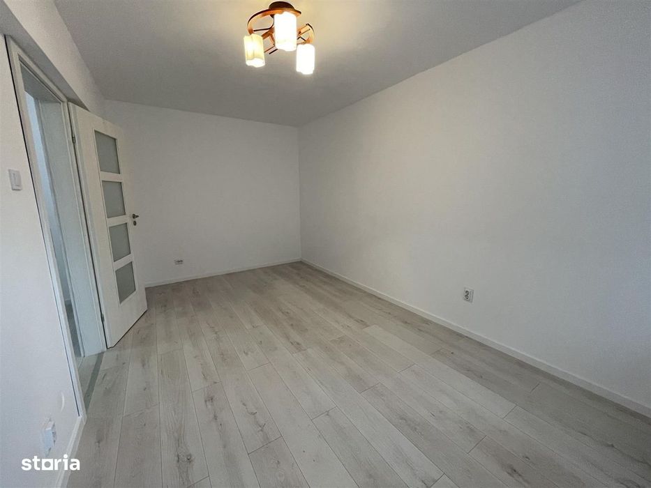 Apartament 2 camere DECOMANDAT cu balcon - zona Rahovei, Sibiu — fotografia 3