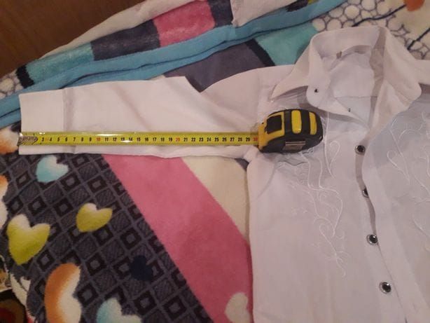 Детская рубашка и брюки