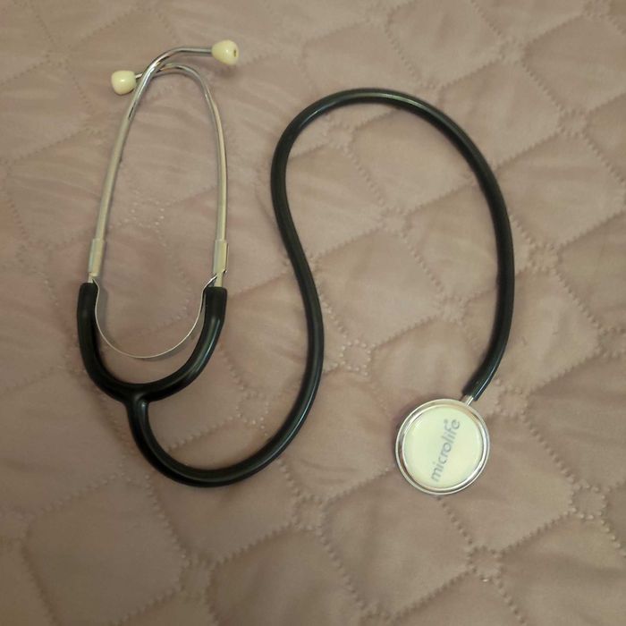 Медицински стетоскоп (слушалка)