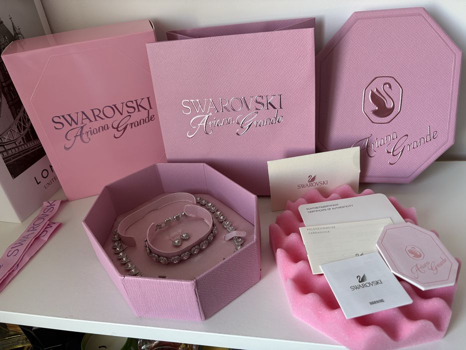 Swarovski x Ariana Grande