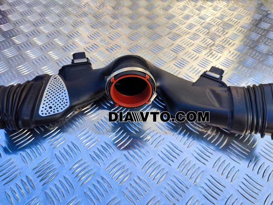 179 € НОВ Въздуховод лявстовица с дебитомери Mercedes OM642 V6 W164