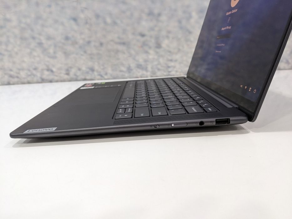 Lenovo Slim Pro 7 (business laptop)