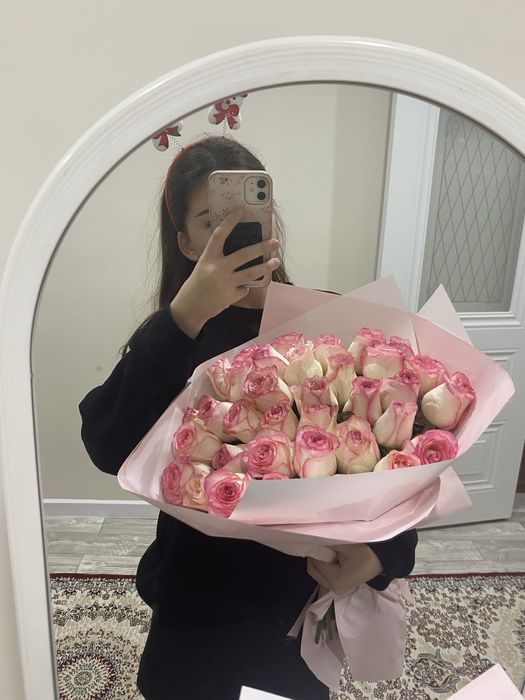 Цветы свежые 35шт