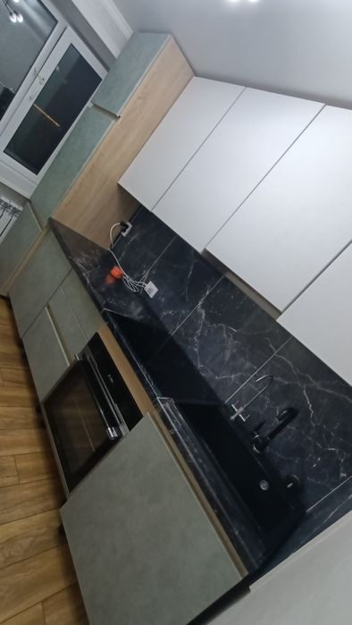 Продам 3  комнатную квартиру