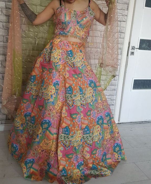 Вечерние платья индийское