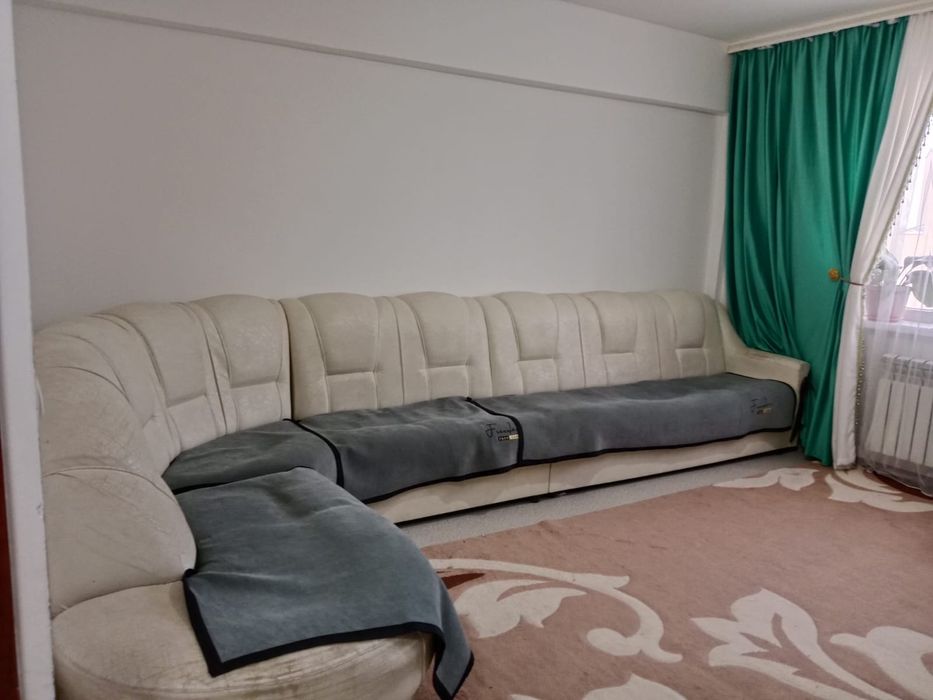 Продаётся диван б/у