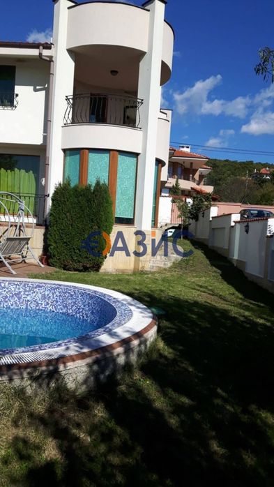 Продава се Многостаен апартамент в с. Кошарица, Област Бургас - 590 кв.м за 778 €/кв.м - Снимка #13