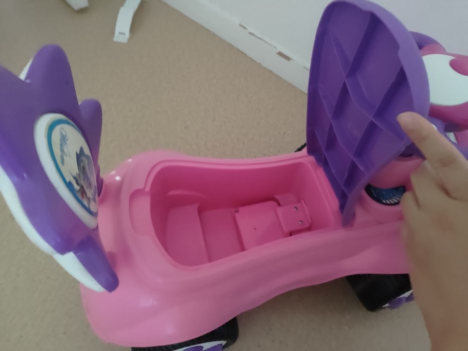 Детская машинка беговел