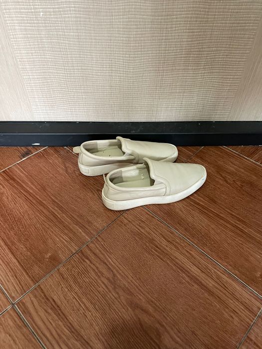 Продам женские сапоги