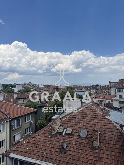 Продава се Двустаен апартамент в София, Център - 53 кв.м за 4954 €/кв.м - Снимка #4