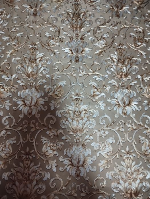 Продам обои новые метровые