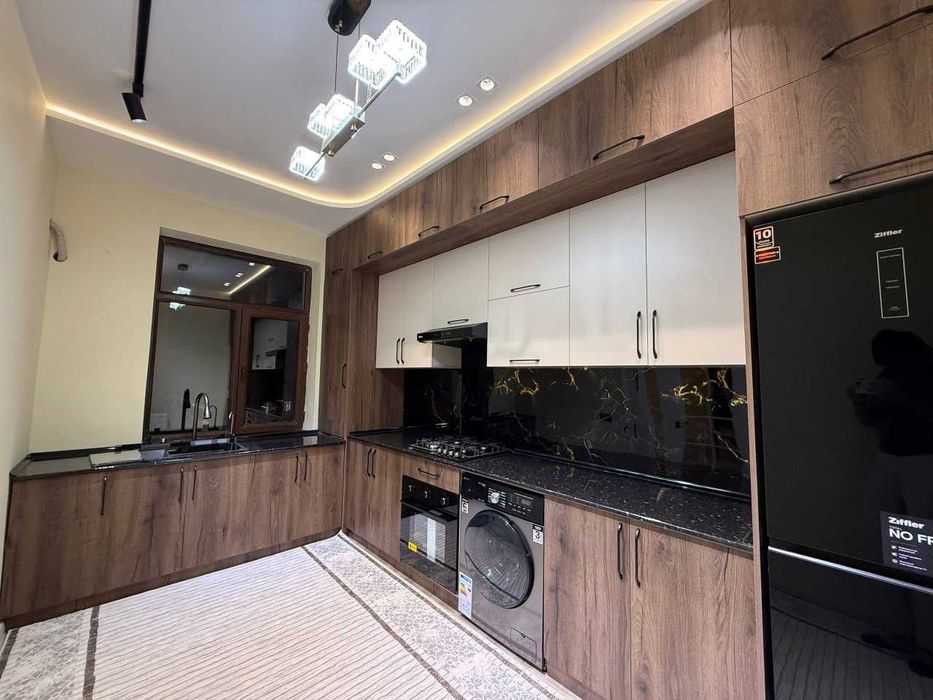 Срочно продается 3х комнатная люкс квартира на 5 этаже, в Самарканде