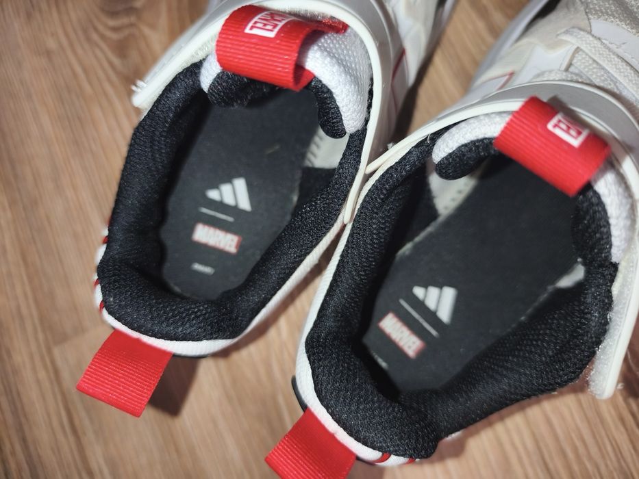 Маратонки Adidas Marvel Spiderman 36 номер