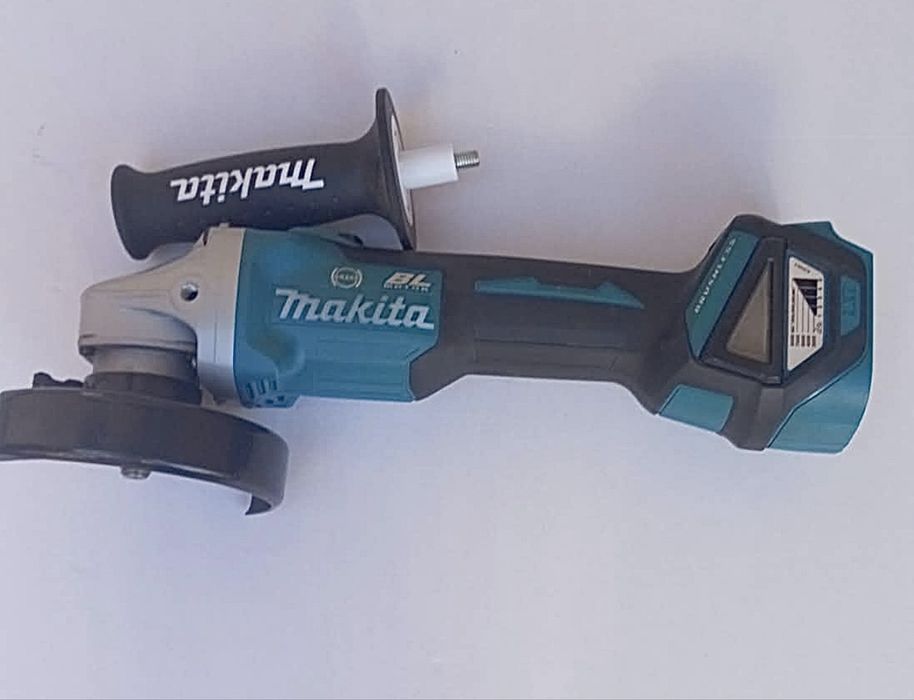 Makita DGA463Z pret Fix