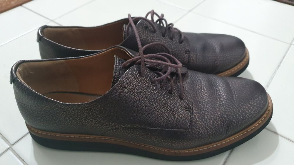 Дамски обувки Clarks
