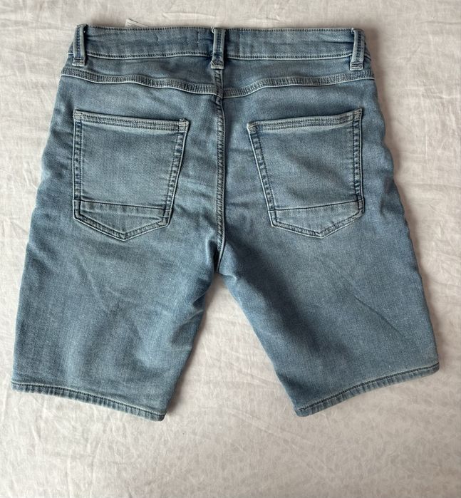 Къси дънкови панталони