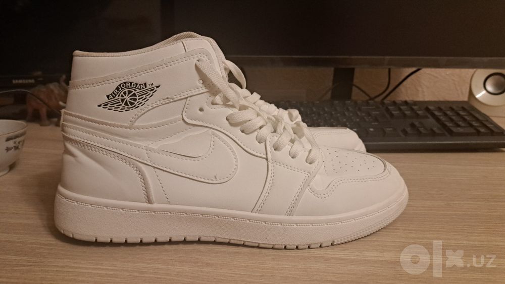 white Airforce  44/45 размер