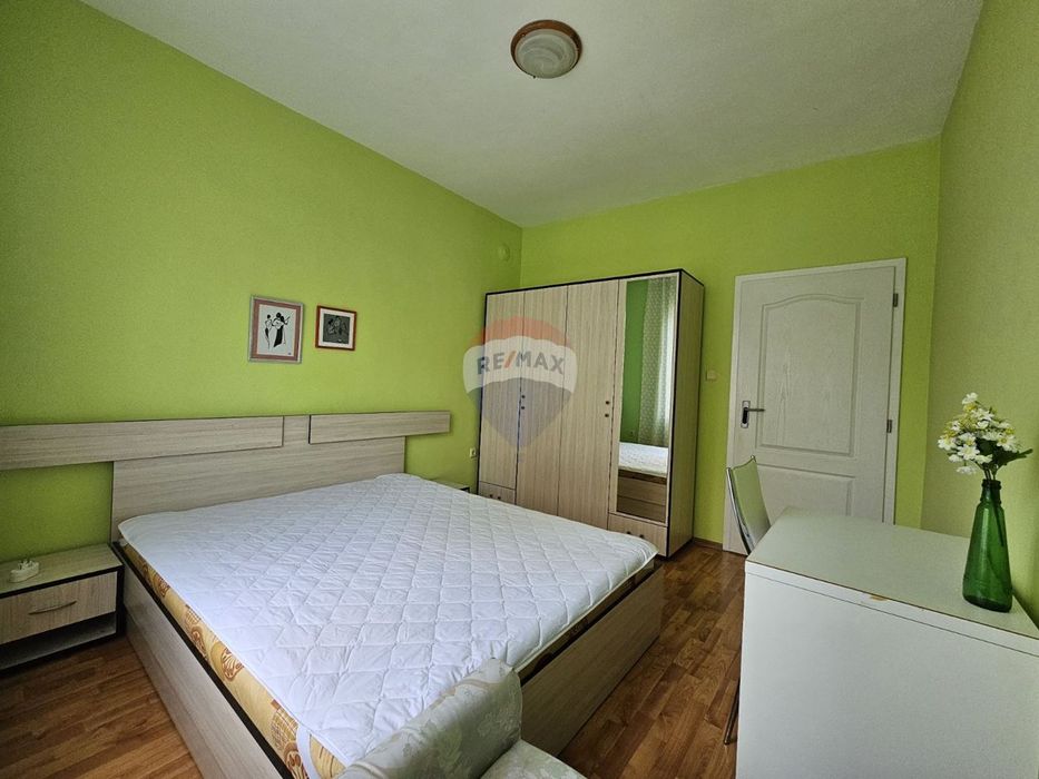 Дава се под наем Тристаен апартамент в Варна, Център - 75 кв.м за 550 € - Снимка #10