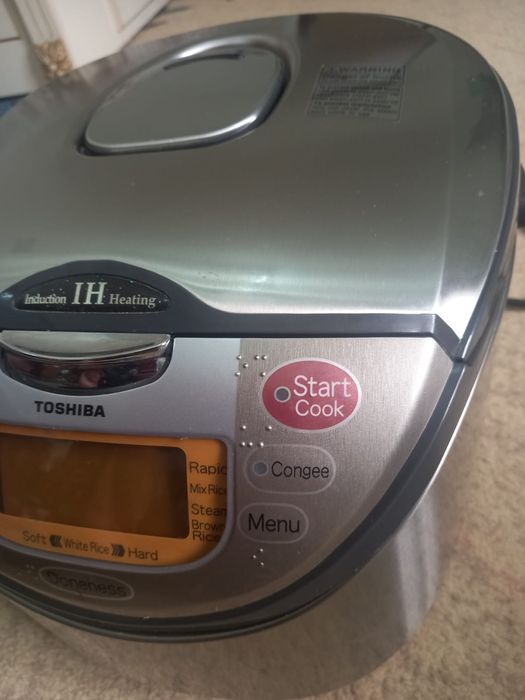 Мултиварка Toshiba