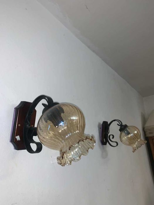 Set doua aplica perete pe suport de lemn