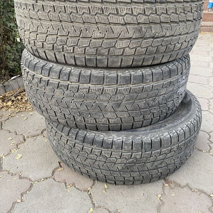 Продам шины Yokohama б/у