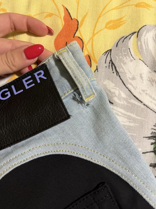 Оригинални дънки Mugler