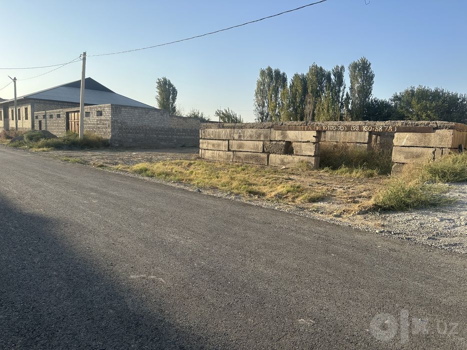 Гулистон.ш ( эски Охунбобоев молочный тарафда) Участка сотилади
