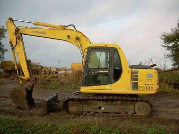 Dezmembrez excavator pe șenile Komatsu PC100,PC120, PC130–piese utilaj