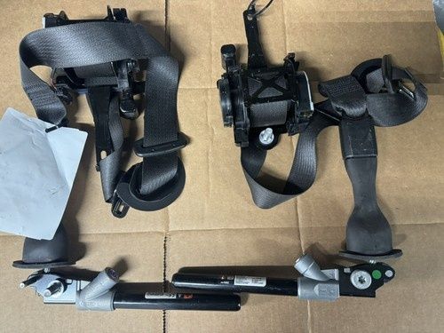 Hafsizlik kamarlari Ремни безопасности Onix Treker Malibu