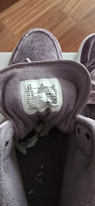 Air Jordan WMNS 1 Mid masura 40 Editie limitata