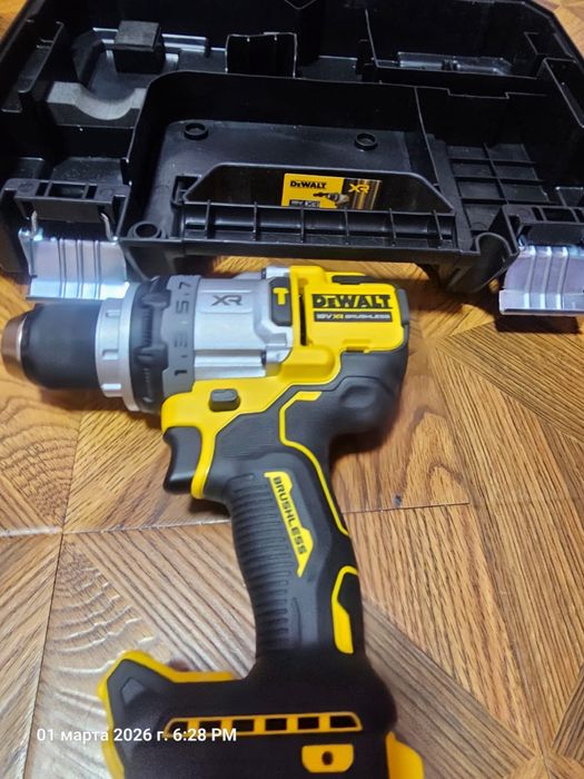 Шуруповерт DeWalt 1007