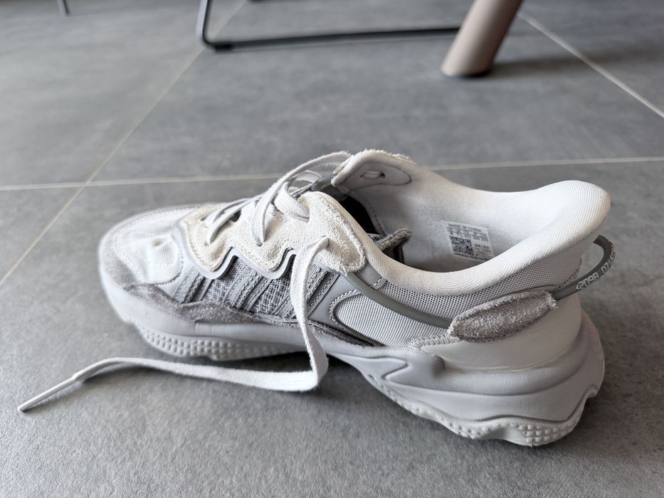 Маратонки Adidas, Ozweego