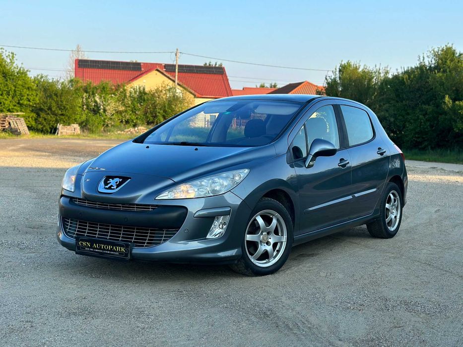 Peugeot 308 1.6i 150 CP | AN 2008 EURO 4 | Panoramic | CLIMA | Senzori parcare | CASH sau RATE | Garantie | Livrare