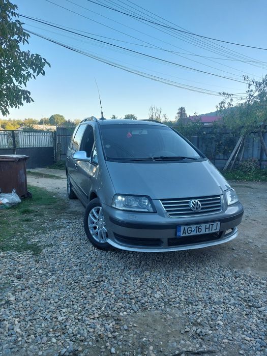 Vând Sharan 1.9 131 de cai