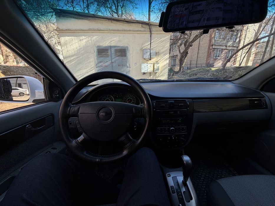 Gentra 1.5 Xolati yaxshi kraskalari bor