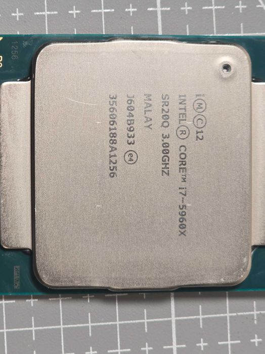 Procesor Intel Core i7-5960X – 3.0 GHz / 8C 16T / 20MB(LGA 2011-3)