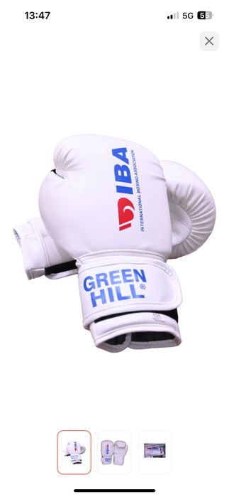Продам шлем+перчатки боксерские