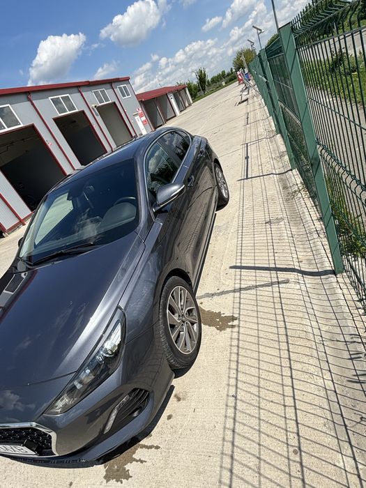 HYUNDAI i30 2019 — imagine 4