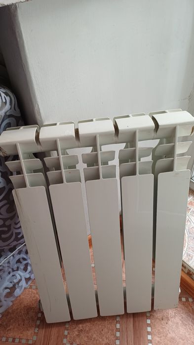 Продам батареи б/у