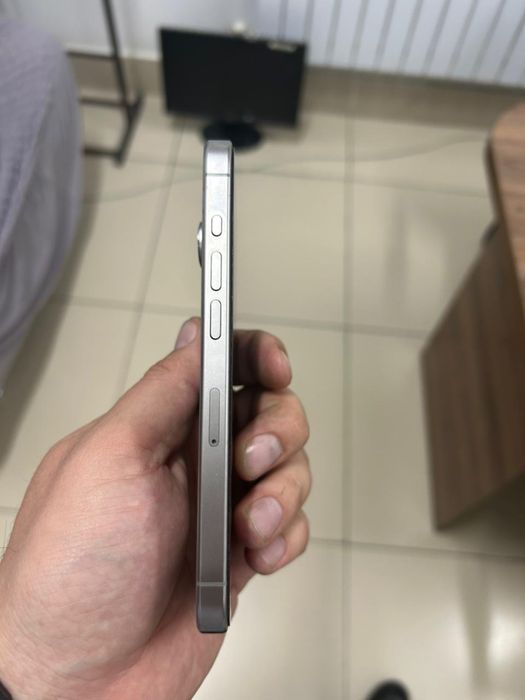 Продается Айфон 15 про