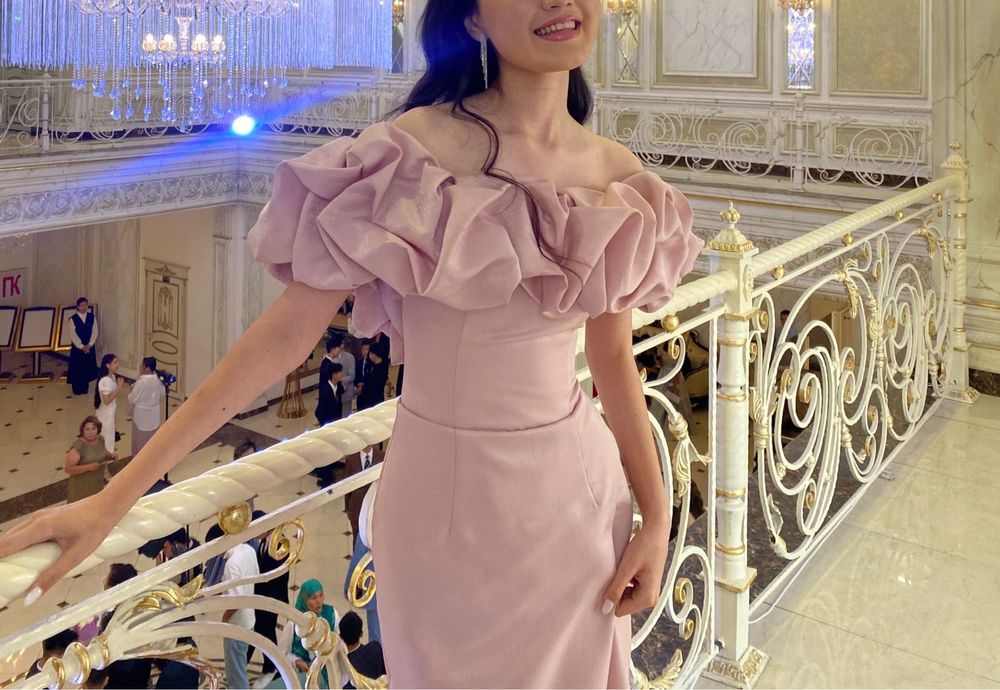 Прлдам вечернее платье!