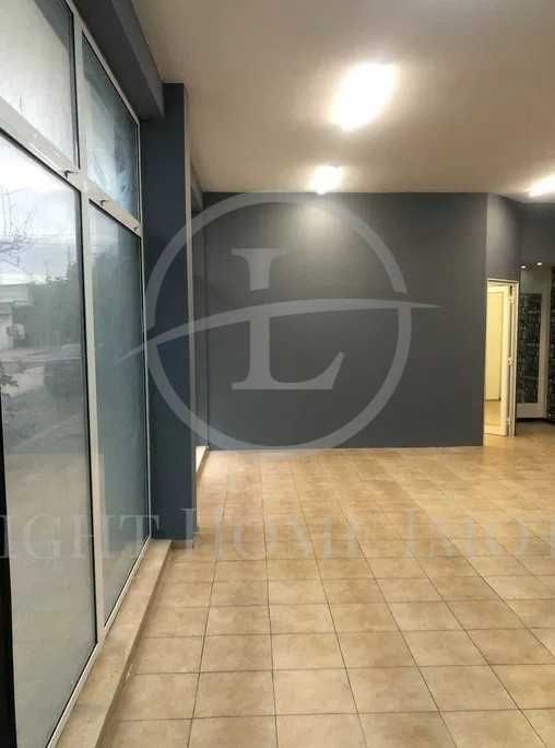 Продава се Магазин в Пловдив, Кючук Париж - 97 кв.м за 1207 €/кв.м - Снимка #5