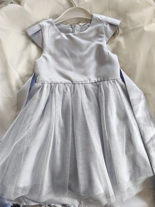 Платье праздничное на 2-3 года